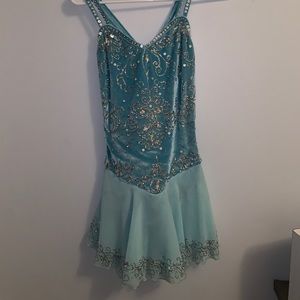 Gorgeous figure skating dress ⛸